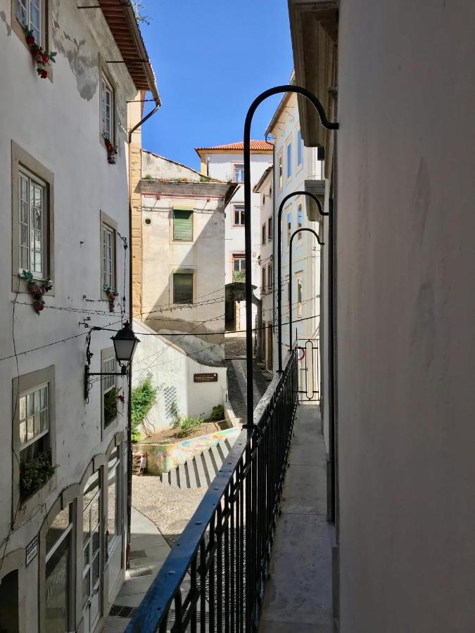 Change The World Hostels - Coimbra - Almedina Bagian luar foto